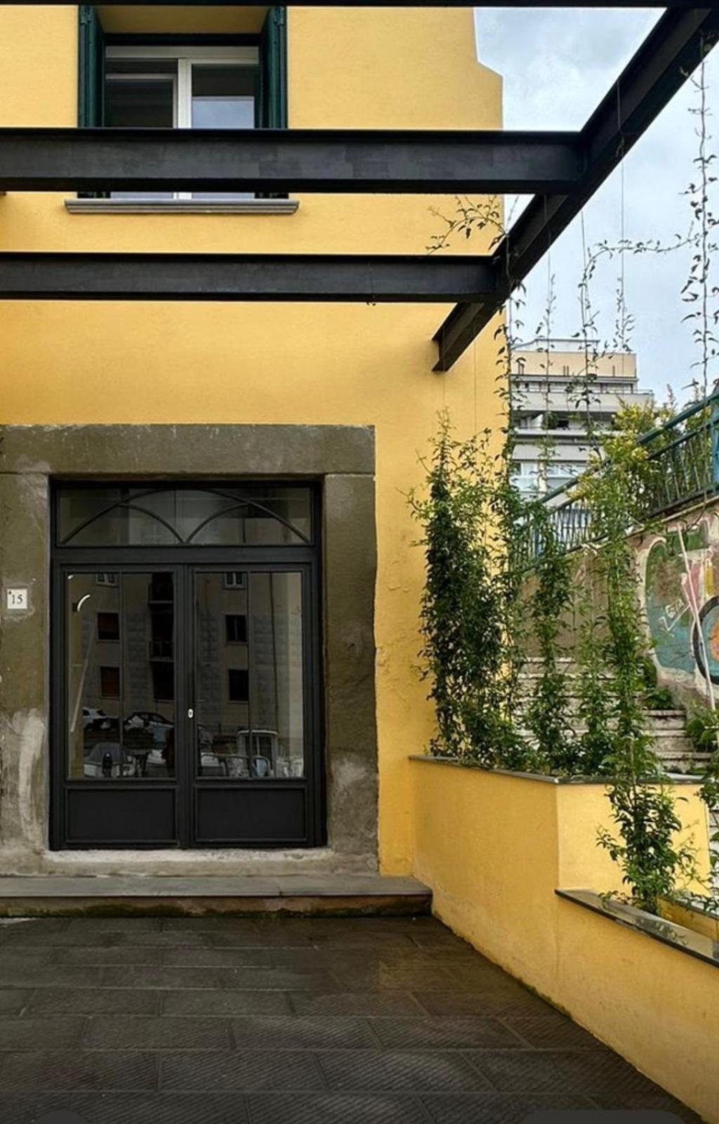 Waterfront Balcony I Grani 2 Resort Style Suite Livorno Exterior photo